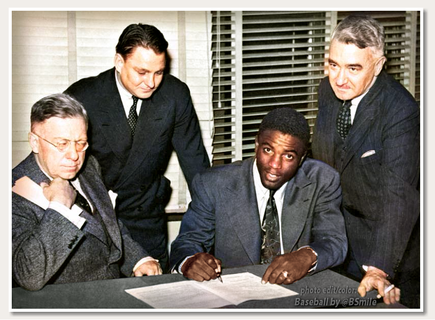 78 Years Ago Today: Jackie Robinson signs a contract to play for the Montreal Royals, part of the Brooklyn #Dodgers minor league farm system! (October 23, 1945) #MLB #Legend #Baseball #History