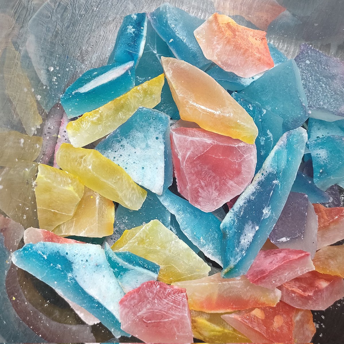 dodome___'s tweet photo. #琥珀糖
 #手作りお菓子 https://t.co/Ny61fIkvHB