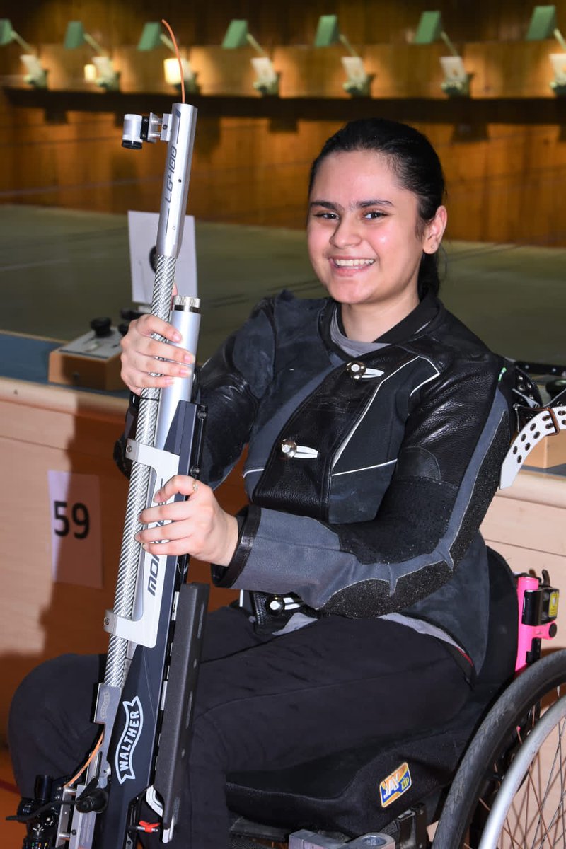 Congratulations @AvaniLekhara for clinching the Gold Medal in the Women's R2 10m Air Rifle Stand SH1 Asian Para Games event. Her incredible skill and determination have shone brightly, bringing pride to our nation once again! Wishing her the very best for the endeavours ahead.