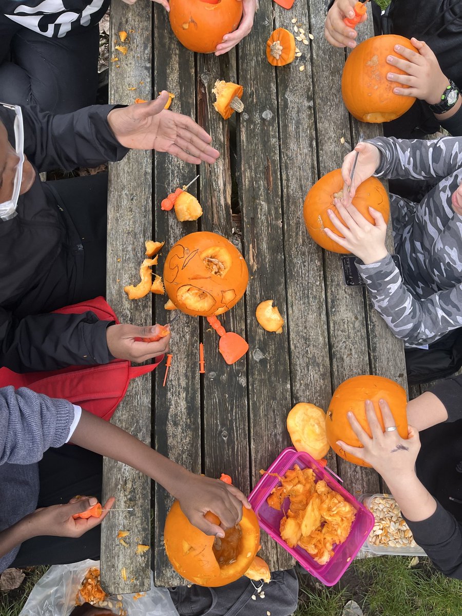 We had a great time at our Young Carers Meet-Up last week

We spent the session carving pumpkins and getting into the autumn spirit!