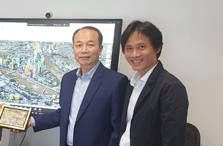 aasctf's tweet photo. Officials from Thừa Thiên Huế province share their experience with traveling to Brisbane, Australia to speak at the #2023APCS and meet with relevant organizations in the interest of advancing the AASCTF Huế Smart Digital City Model project: https://t.co/a3OhI5aJFT. https://t.co/m2WO4XO59i