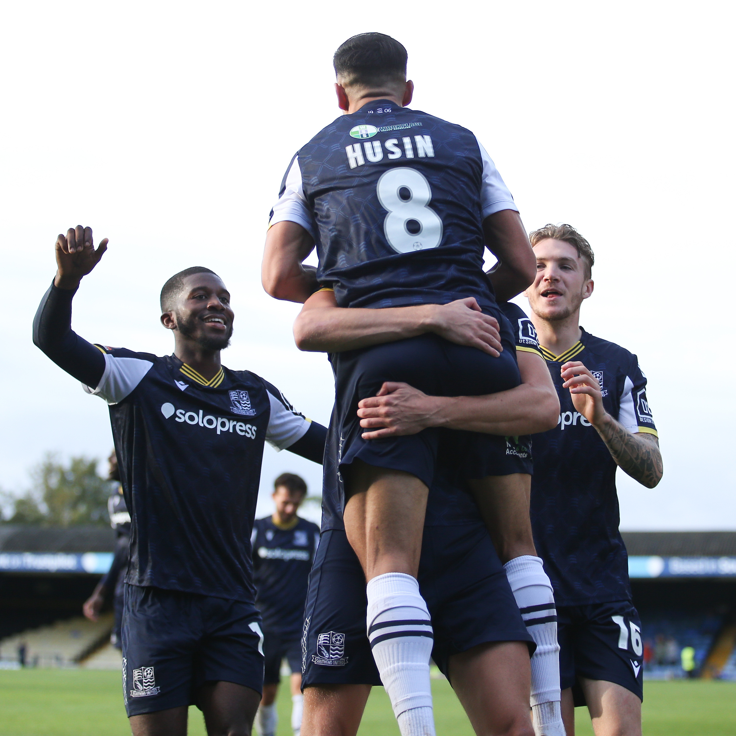 Southend United FC on X: Our unbeaten run comes to an end.   / X