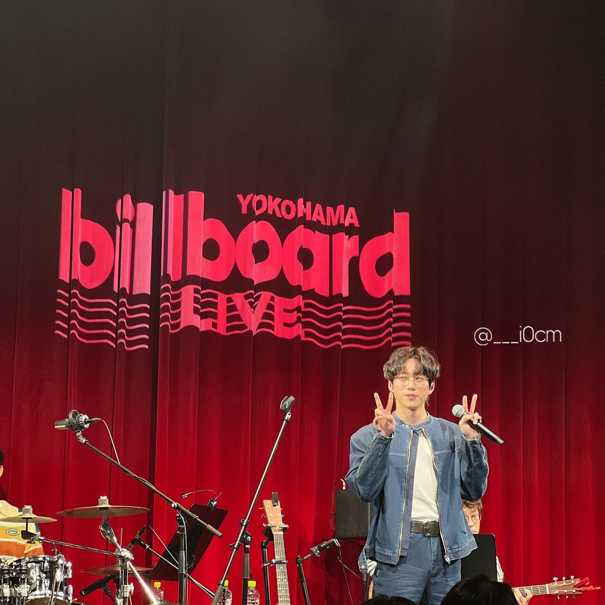 ___i0cm's tweet photo. Billboard Live Yokohama 🪩
5年ぶりの来日北海道から観に行ってよかった🐏🤍

 #10cm #십센치 #권정열 https://t.co/0FKc3Q2cKn
