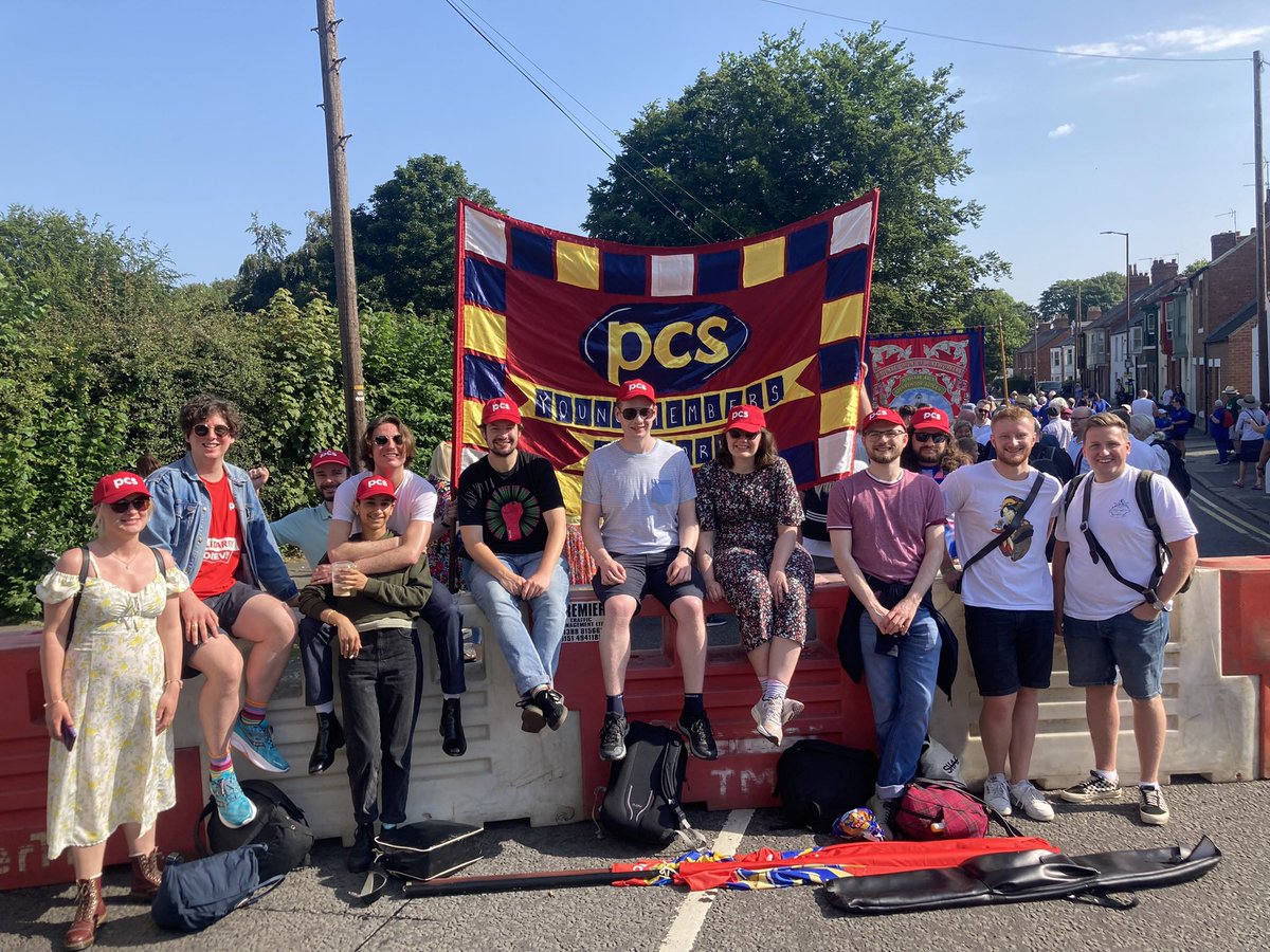 PCSYMN's tweet photo. Union Democracy in Action! Young Members and Your AGM 📢

As AGM season fast approaches, join this @pcs_union course aimed and developed by young members to help you develop your skills and broaden your understanding of union democracy. 

Sign up! 👇🏻

https://t.co/GghqcbUP4H https://t.co/IRnjwDP75p