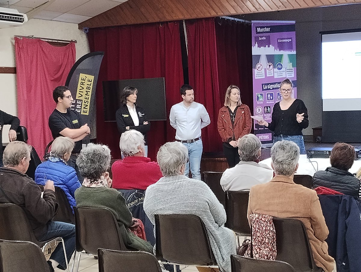 Journée #Prévention Routière dédiée aux seniors à Siorac. Merci à la #Prefecture24 de nous accompagner.
Permettre à nos #societaires d'éviter l'accident, une évidence pour #Groupama. #proximite #mutualisme
