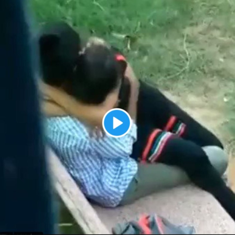 OStrosnide43599's tweet photo. 🔝 🔝

Bokep indo viral videomesum remajamesum bokepviral

Girl seduces her brother to have a delicious fuck

#sangeberat 

#malamjumat 

#terlanjurcinta 

#kebayamerah

#SANGE_AAAAAAAAAA

#SANGE_AAAAAAAAAAH