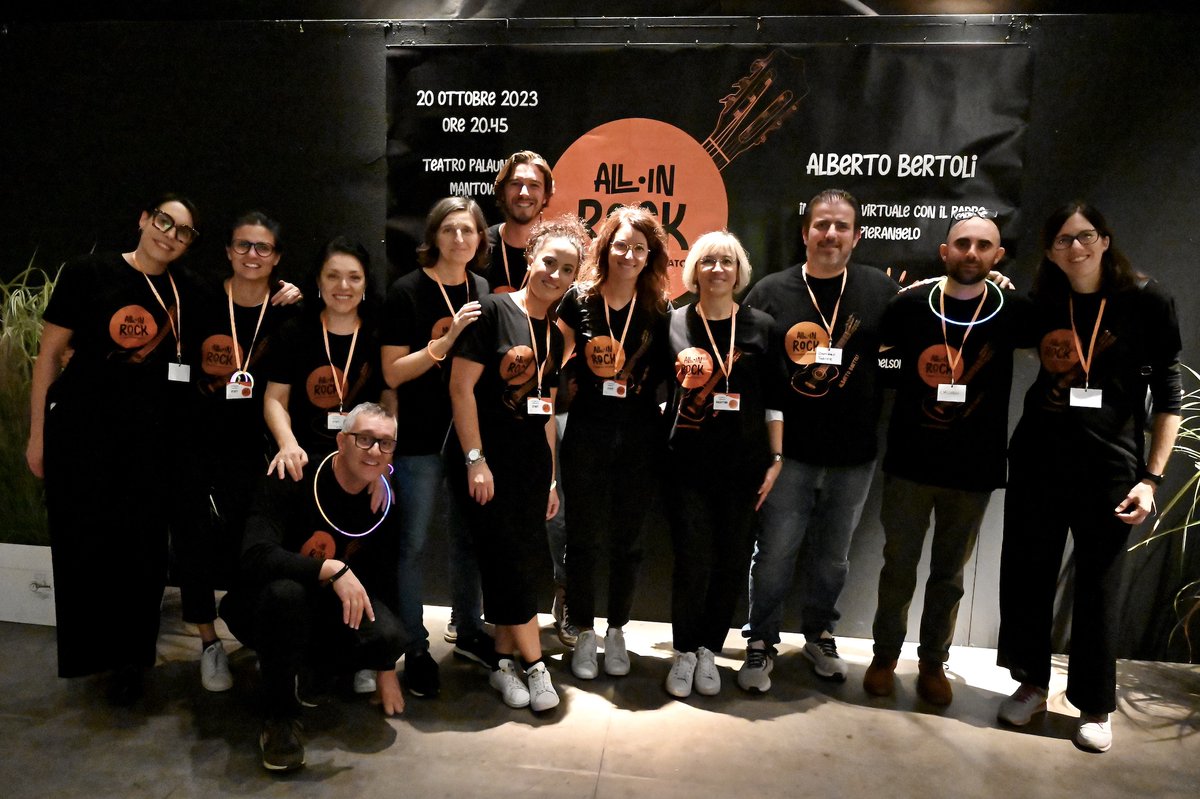 Oggi abbiamo ancora negli occhi e nel cuore il bellissimo concerto All-IN Rock!
Grazie a tute le persone davanti e dietro le quinte che hanno reso possibile questo piccolo miracolo! ❤️❤️

Foto di Roberto Fontana