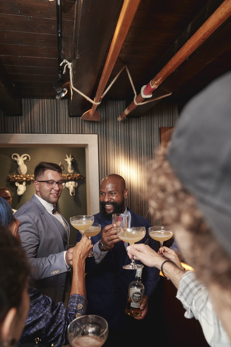 monicacesarato's tweet photo. Yay! 🎉 I'm absolutely thrilled to announce that the #VeniceCocktailWeek   is finally here:! 🍸🥳
Get ready for a week full of incredible cocktails and mixology in the beautiful city of Venice from 23rd to 29th Oct 2023! 

👉https://t.co/ojc6yxILXR

Ph by Venice Cocktail Week https://t.co/ICILUfN28Q
