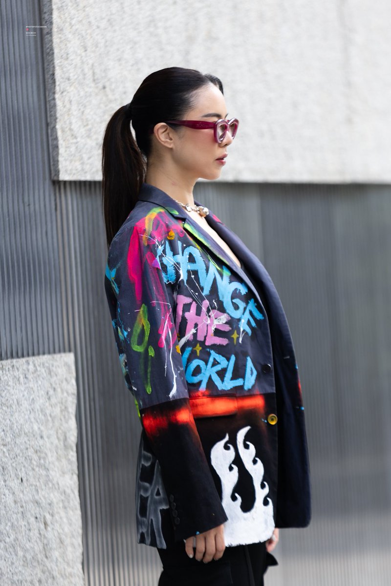 Kunkarn's tweet image. ฉันปวดเข่าก็เลยนั่งถ่ายแบบเสยๆไปเลย 5555555555 #crishorwang