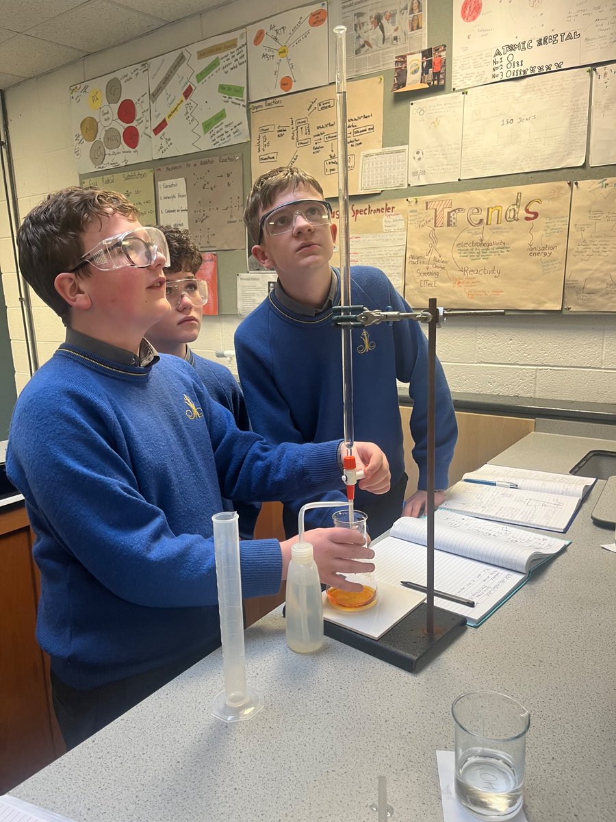 Moyle Park Chemistry (@moyleparkchem) on Twitter photo Sone future chemists in 2.5 🧪🧪Great work done during their first titration in science class <a href="/moylepark/">Moyle Park College</a> Sone future chemists in 2.5 🧪🧪Great work done during their first titration in science class <a href="/moylepark/">Moyle Park College</a>