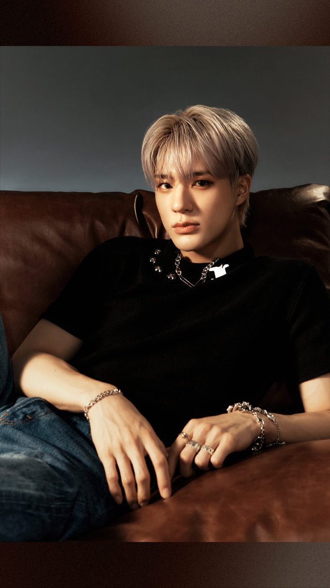 까우 lll tweet media