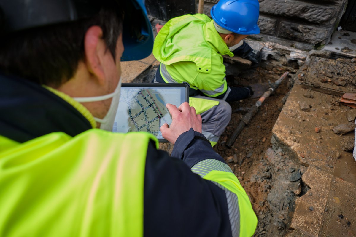 ℹ️ En nuestra página web tienes información actualizada de las interrupciones en el servicio necesarias para realizar un mantenimiento imprescindible en la red de distribución de agua 💧

➡️ aguasdeaviles.es/mapa-de-obras-…

#AguasdeAvilésContigo