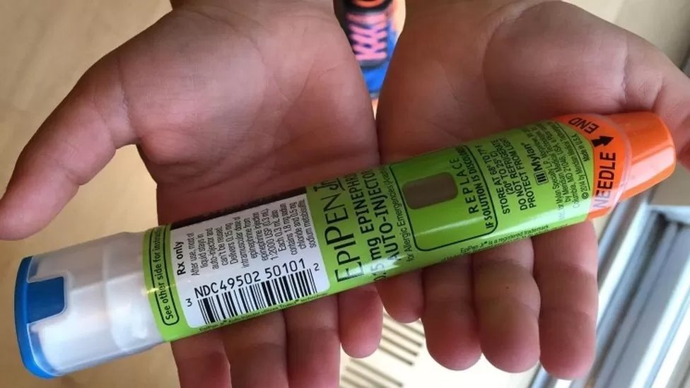 Only 60% of patients who have had hospital treatment for food anaphylaxis were prescribed medicine to help another reaction. At Creative Nature we want everyone who has had an anaphylactic reaction to be given an auto-injector in case of any other future reactions! #allergies