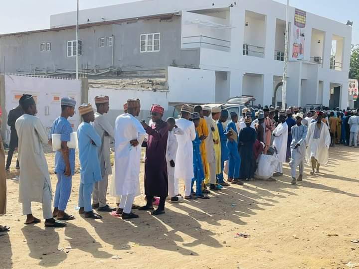 KKSY_Reporters's tweet photo. Over 1000 Male and Female Qur'anic Memorizers (15 - 25 years) have arrived today (23rd October, 2023) for screening at Miller Road, Kano State. They will be sponsored by HE Sen Rabiu Musa Kwankwaso into primary, secondary and higher institutions. https://t.co/sFPfl0HSAC