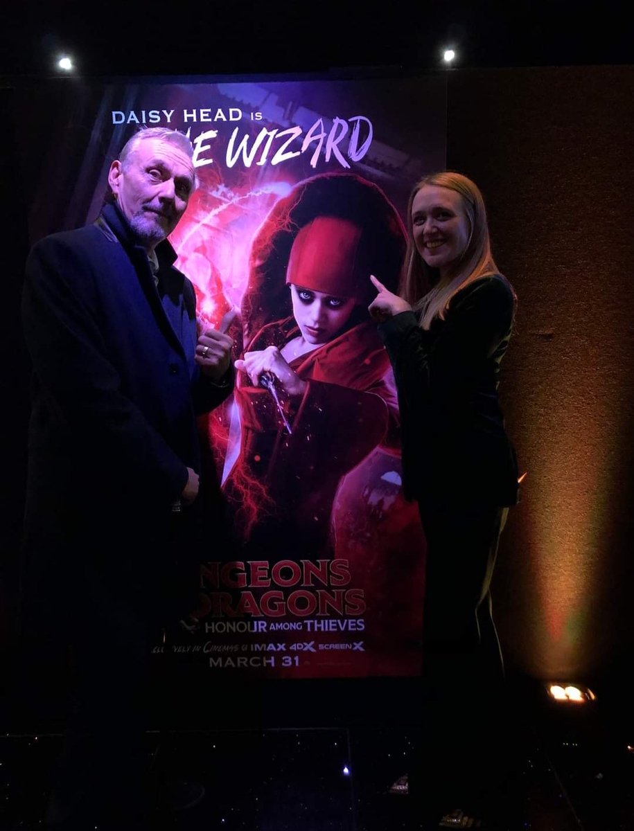 SonnySonet's tweet photo. #anthonyhead
#emilyhead https://t.co/BqgevSKUhu