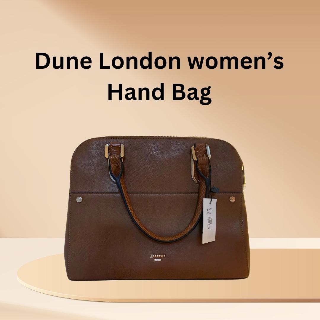 A stylish weekend companion, The Dune London Dali bag boasts luxe gold-tone details with their embossed monogram completing the look for a versatile everyday bag.

Order now: ebay.co.uk/itm/3747932994…

#DuneLondon #DuneLondonHandbags #DuneLondonWomen #HandbagLove #FashionableBags