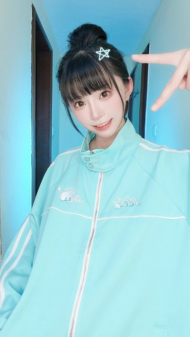 Twitterのコスプレ画像32