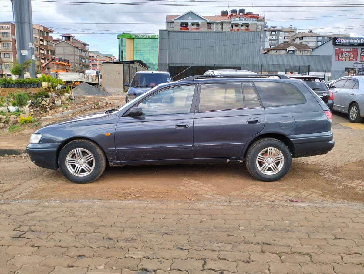 musakuru45's tweet photo. This Toyota caldina is on sale,it runs on a 1490cc petrol engine and has an automatic transmission.
Yom-2000
Asking price 450k
Location-kahawa
Tel:0799538049. https://t.co/4xKJybYNbT