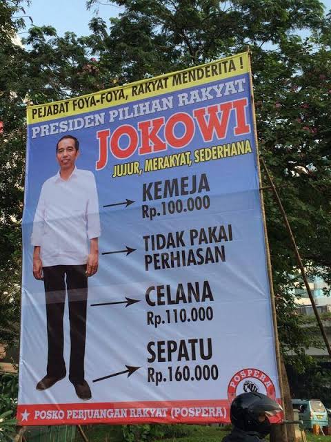 awankdarmawan_'s tweet photo. @muthiastp Jadi ingat baliho ini. Citranya merakyat tapi nyatanya.. https://t.co/JOyXO7tnKj