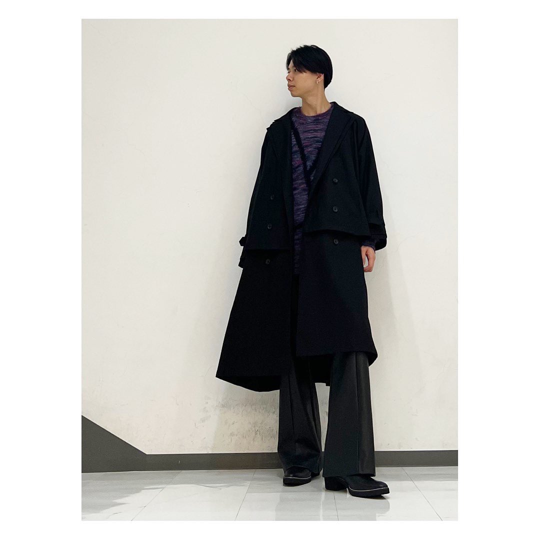 BAFNxN's tweet photo. 〜NEWTRAL TOKYO/NO ID.〜

2023 A/W collection✨
【ダブルブレストレイヤードBIGロングコート】
color：BLACK/size：ONE

#noid #newtral #newtral_tokyo #painting #fashion #ootd #kawaii #emo #staff #aw #todayscode #autumn #autumnfashion https://t.co/I8YqXubVak