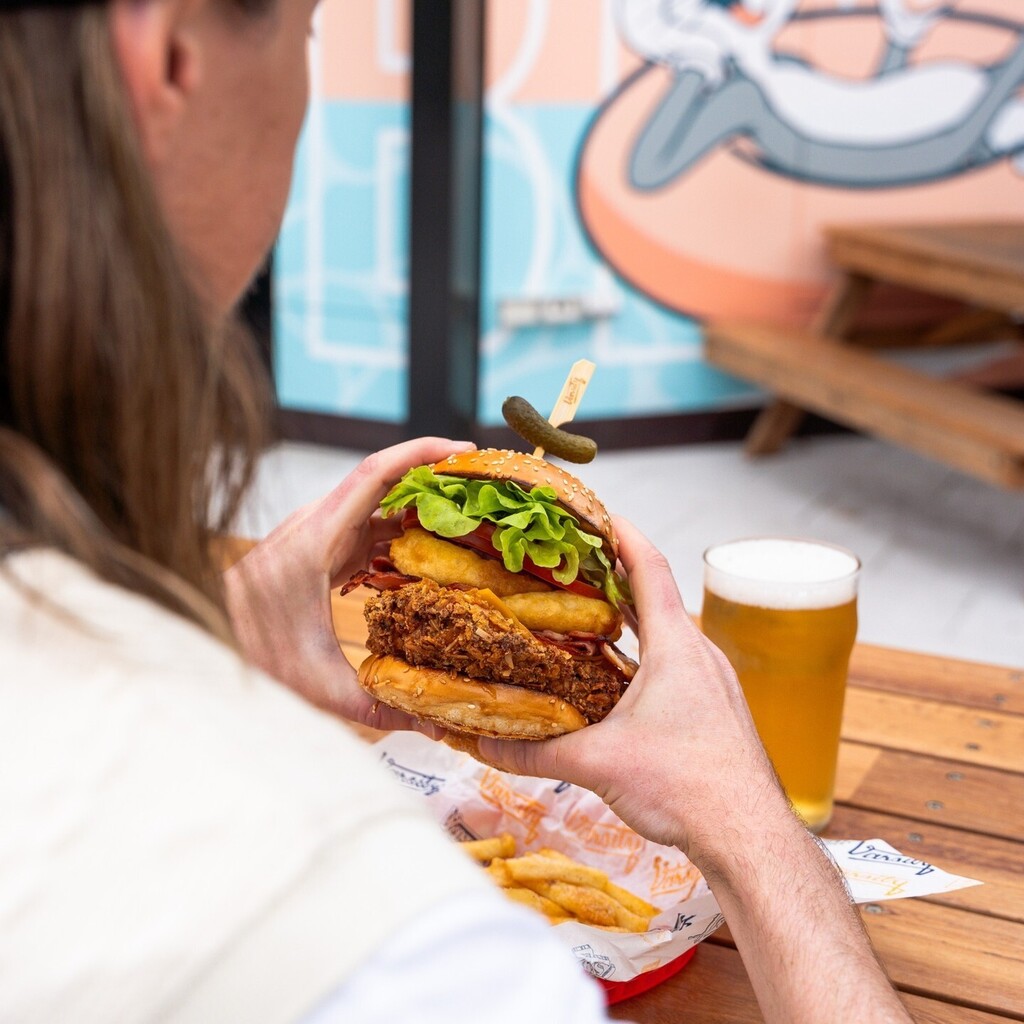 Don't miss out on the final week to grab our mouthwatering Burger of the Month🍔 Double Overhead! With 1 dollar from each purchase going towards supporting Ocean Heroes🌊 it's a delicious way to make a difference. Hurry and get yours today! instagr.am/p/CyvGPcas_Om/