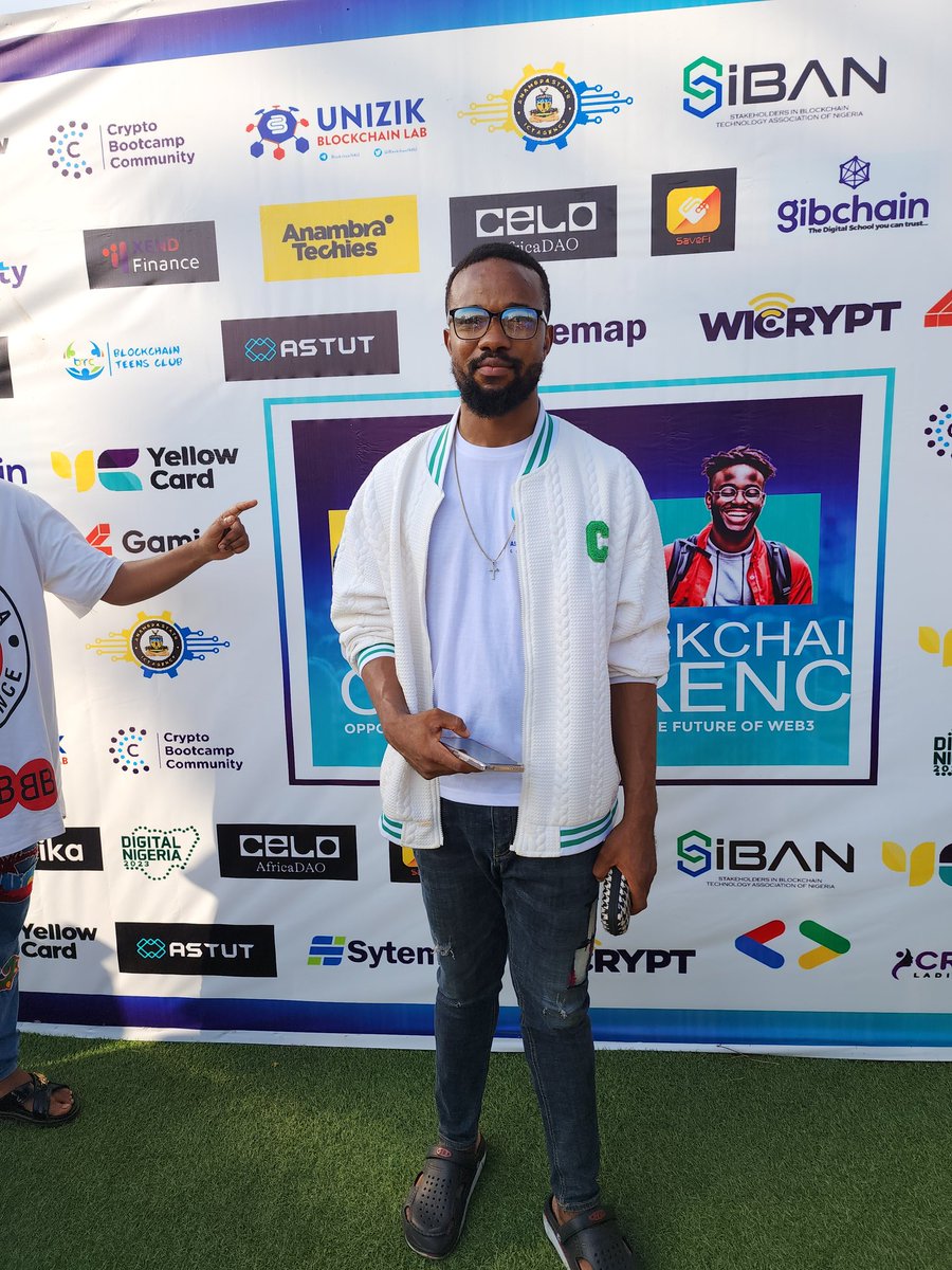ArinzeAtusiuba's tweet image. I attended a blockchain event @blockchainNAU and had an amazing time! 
Here with my tech/web.3 squad
@Pieta667
@iam_ipheco
@OnohInnocent1 
It was an insightful and engaging day, filled with informative talks and awesome networking opportunities. 
 #UBLConference2023
#Techcon