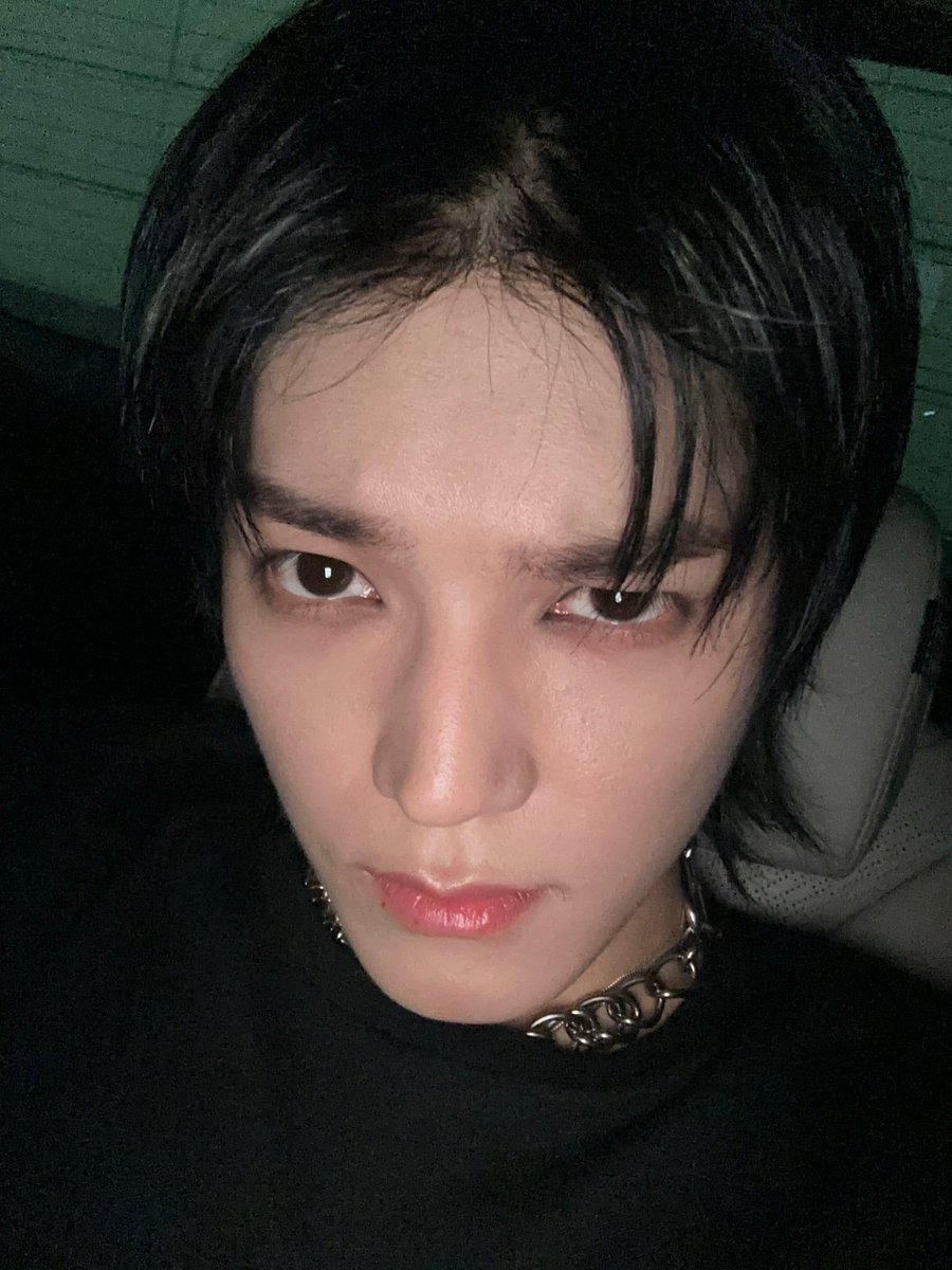 tttyongie's tweet photo. ᵐᵉᵒʷ                                            MEEOWW https://t.co/pX2xP6SmCc