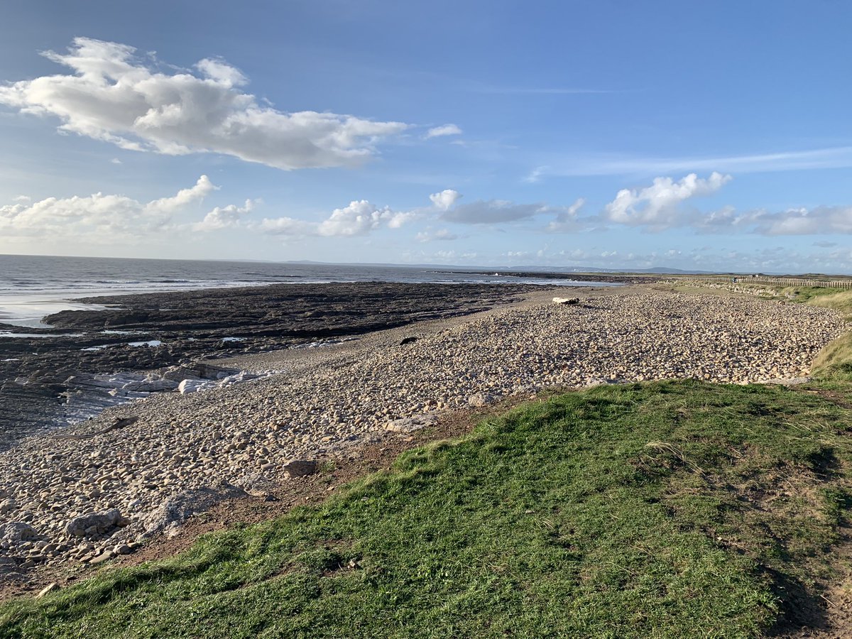 CleanMyPlace's tweet photo. We cover Porthcawl and you must visit the beach 🏖️ 🏴󠁧󠁢󠁷󠁬󠁳󠁿 

#Porthcawl #Beach #RestBay #SouthWales #welsh #Wales #Home #Cleaning #Business #coast #Scenery #Outdoors #Walking #MondayMotivation #mondaythoughts #Mondayvibes https://t.co/eEKLcp8DQc