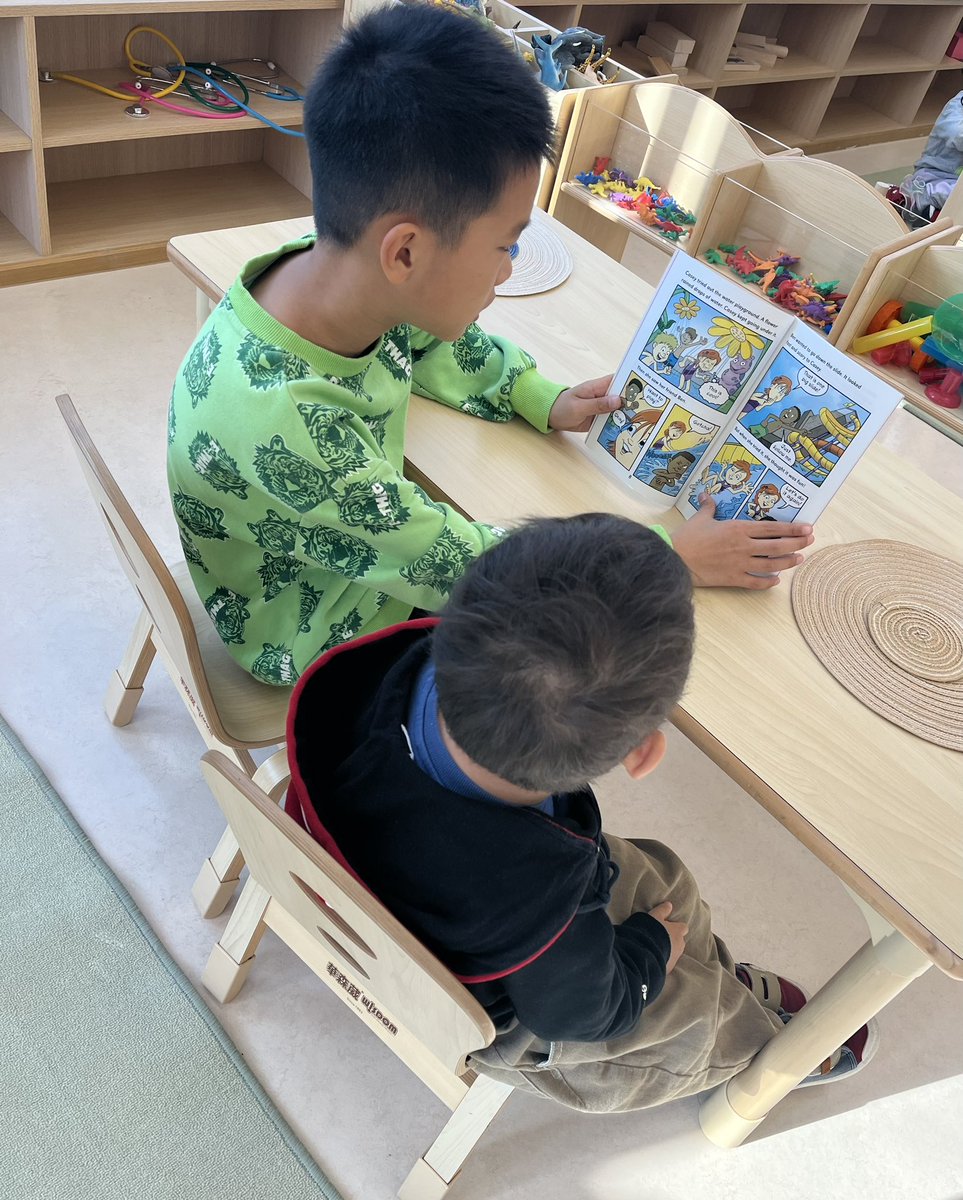 NicoleDorn9's tweet image. My third graders did such a lovely job reading to their Pre-K4 buddies! What a wonderful way to start off literacy week! ๐
#SiasIS