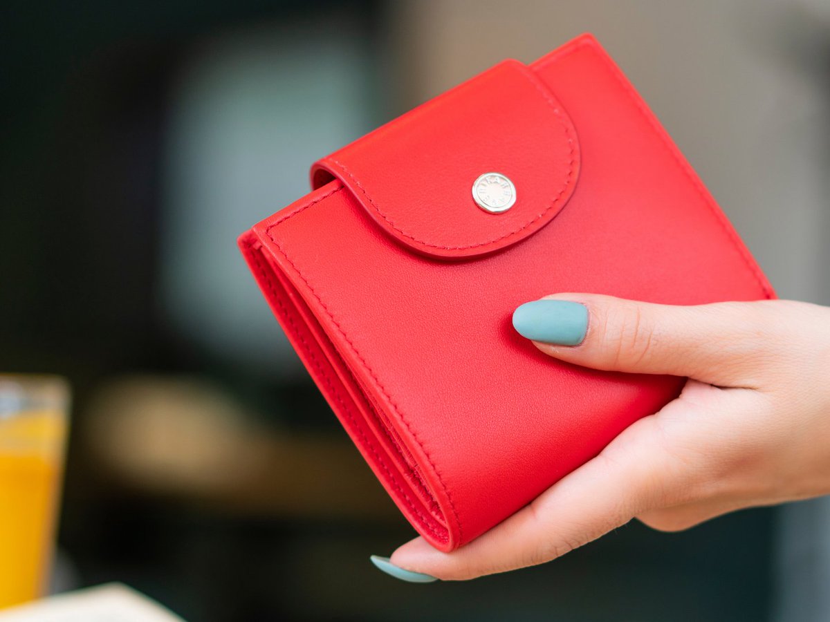 Vandaag tijdens het Kamerdebat over het Belastingplan 2024 staat de extra #accijns op tabak ter discussie. Die zou rokers met een laag inkomen onevenredig hard raken. Een valse voorstelling, betoogt Hans Snijder (<a href="/Hartstichting/">Hartstichting</a>): volkskrant.nl/columns-opinie… <a href="/Longfonds/">Longfonds</a> <a href="/kwf_nl/">KWFKankerbestrijding</a>