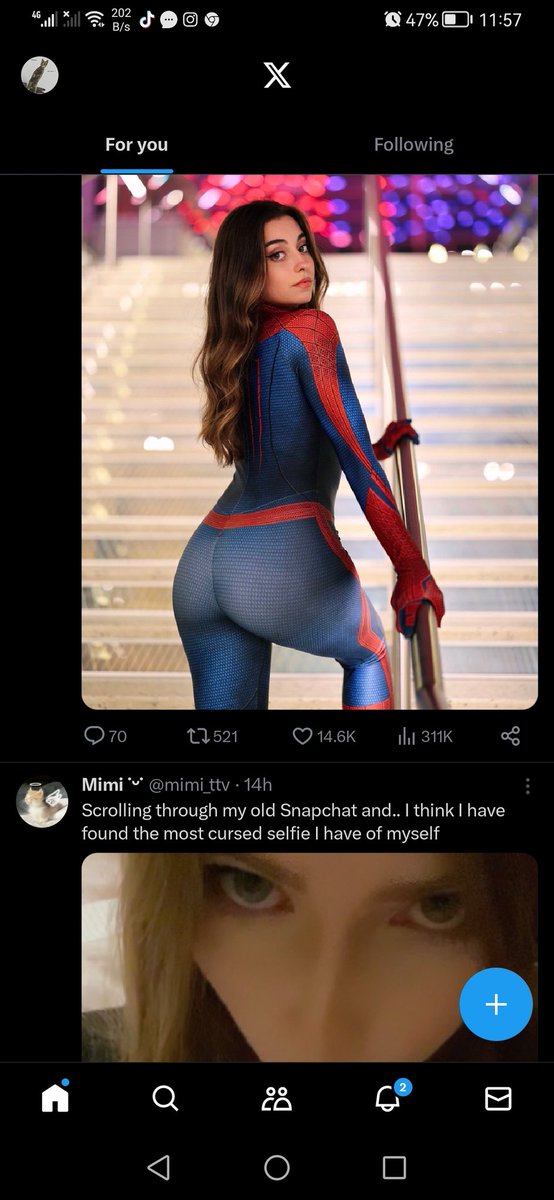 ShaunSell101's tweet photo. @mimi_ttv What i see when scrolling https://t.co/zzLMkezDb3