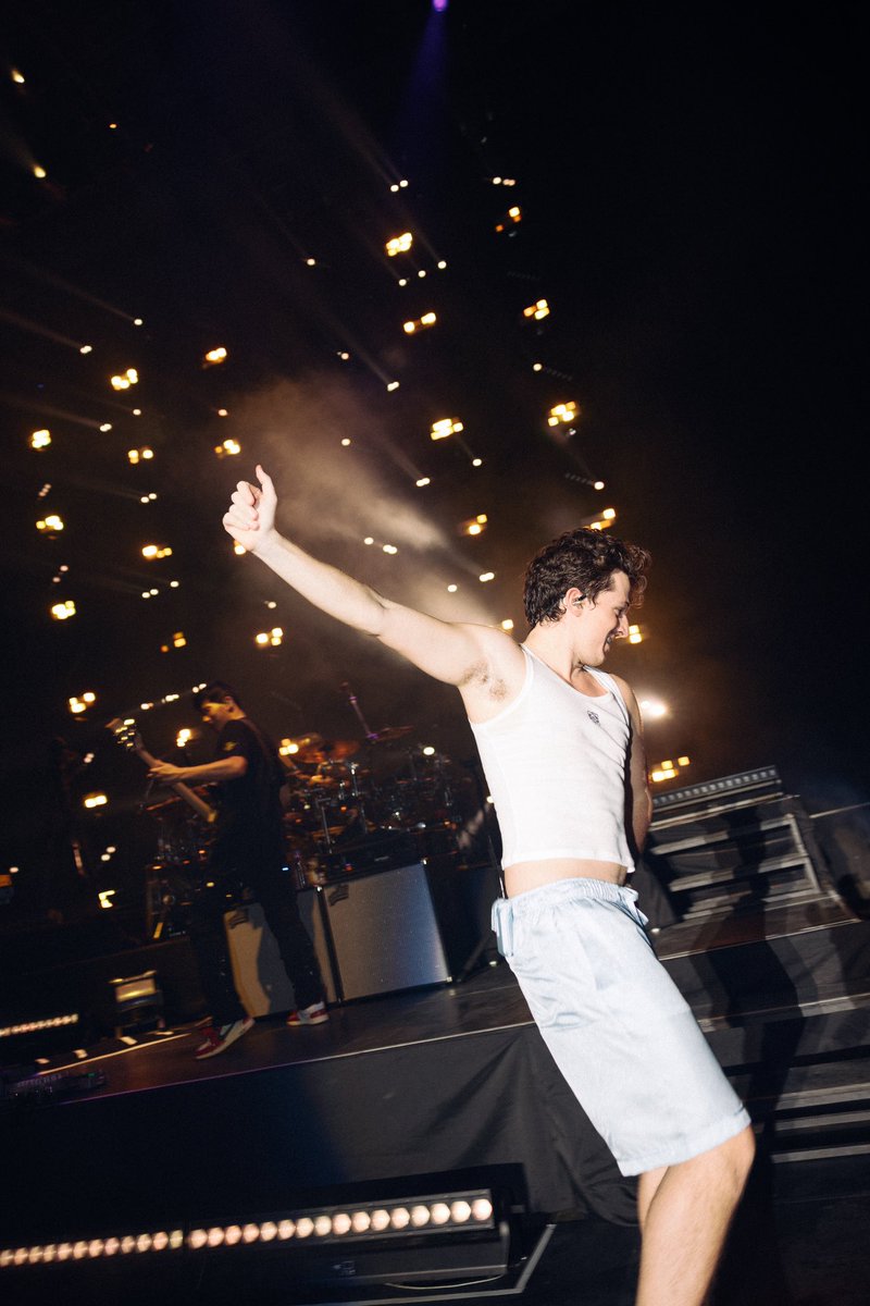 charlieputh's tweet photo. SEOUL, KOREA - NIGHT 3! Three Seoul-d out nights (lol) THANK YOU! https://t.co/oSyFjxk9Mk