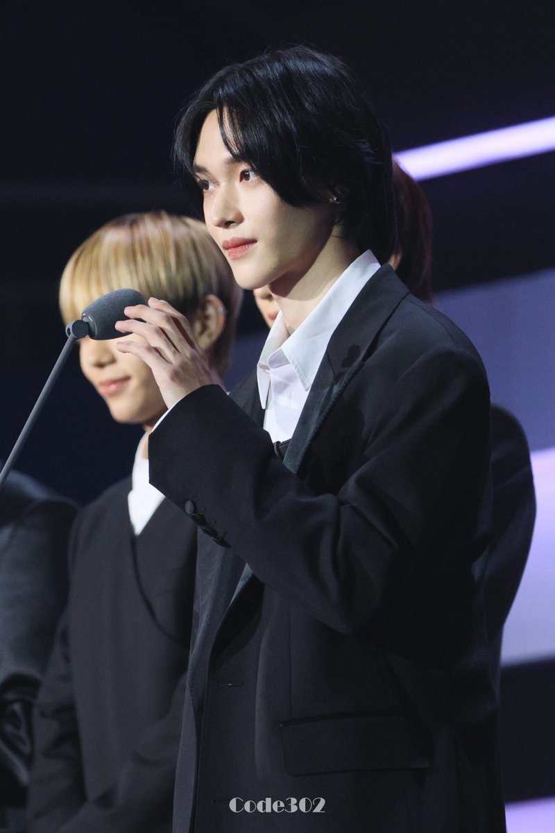 302Code's tweet image. 231010 TMA 더팩트뮤직어워드 HQ   

#RIIZE #라이즈 #원빈 #WONBIN