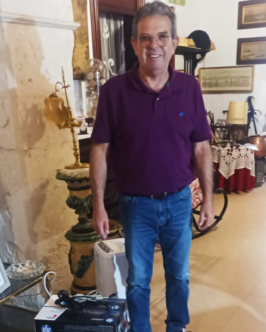 Hoy 20 de octubre la empresa DF Sistemas, a través de su presidente Llorenç Ferragut, nos ha donado una impresora Laser HP, multifunción para el proyecto Adama.

Estamos muy agradecidos por este bonito gesto hacia nuestro proyecto. 

#DSR #ONG #Sensibilizacion