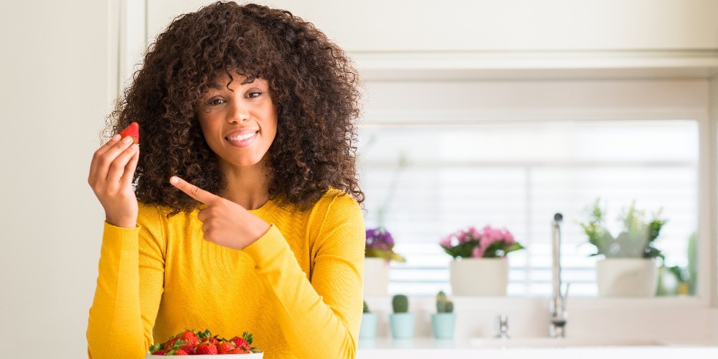 Strawberries are packed full of polyphenols and fibre, which have prebiotic properties. Regularly including strawberries in your diet may promote an increase in beneficial Bifidobacterial. 
#AVABerries #TasteTheBerryBest 
Source: ow.ly/ZP9x50PXZUb