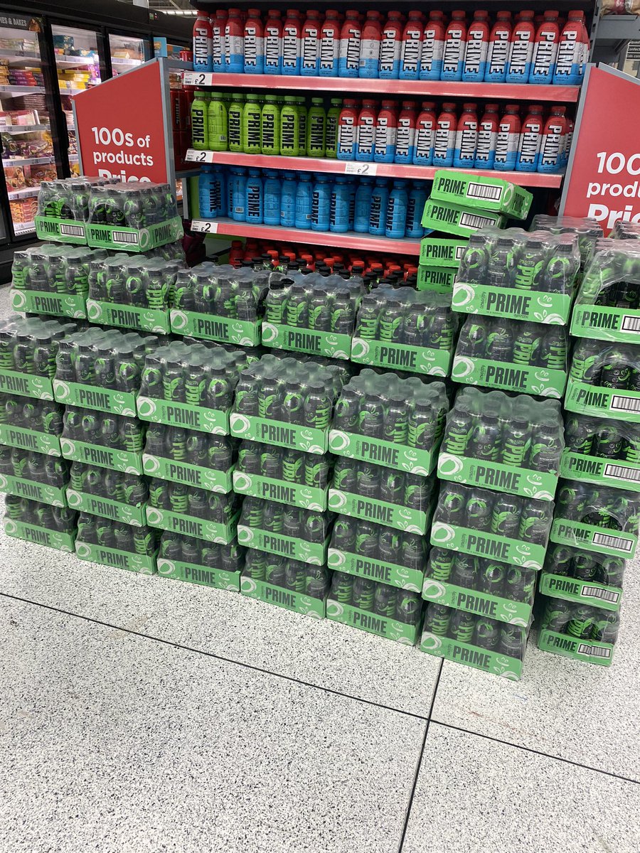 HSmith8500's tweet photo. Massive amount of Glowberry prime at Byker Asda, no limit and there are rare and ultra rare. (@prime_tracker, @PrimeHydrateUK, @PrimeHydrate) 🔥🔥 https://t.co/iYOH6Pp6sl