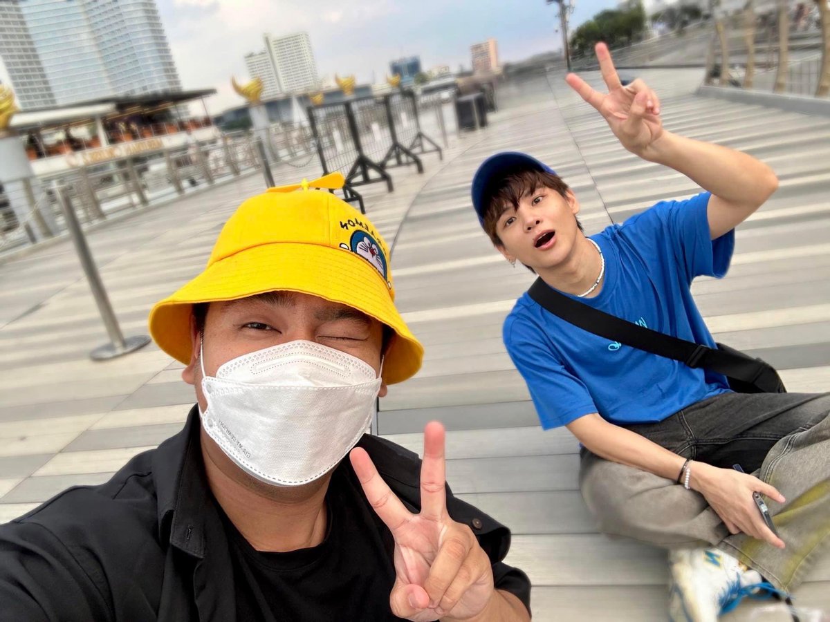 MookPrink's tweet photo. เที่ยวที่ไอคอนสยามนะ https://t.co/Z20VRISS5W