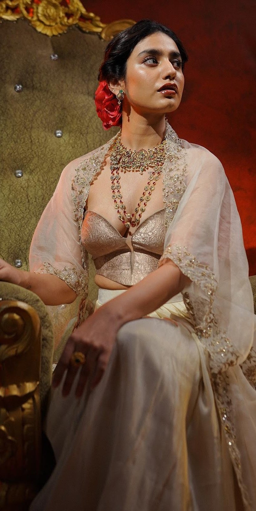 F9HgKV0X0AEMPDT?format=jpg&name=large