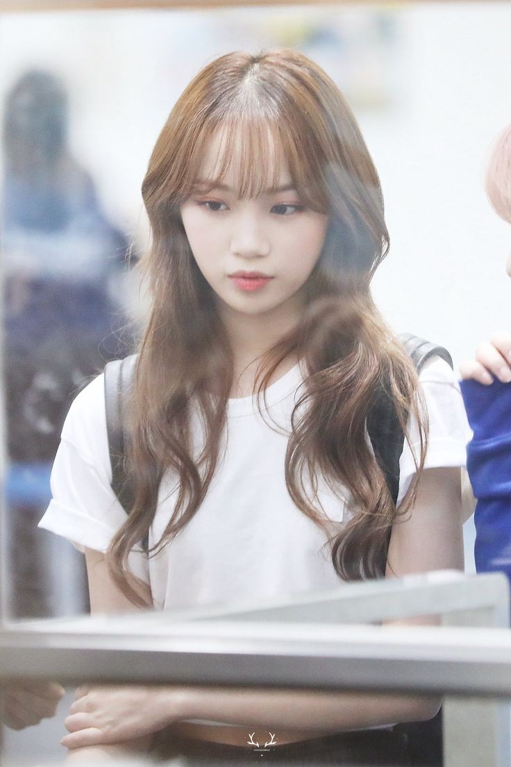 I love her and I miss her.. life feels so empty without her... 

I hope Chaewon is resting well and her health is improving.. until then we will wait for your return my lil superstar 🥺🥺