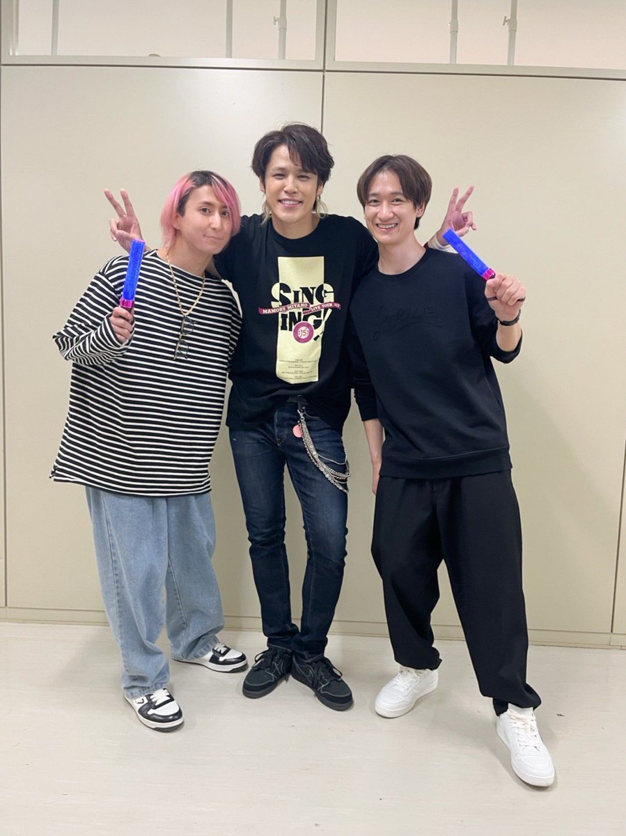 マモさ〜ん！！ ツアーお疲れ様でした〜！ そして！15周年おめでとう