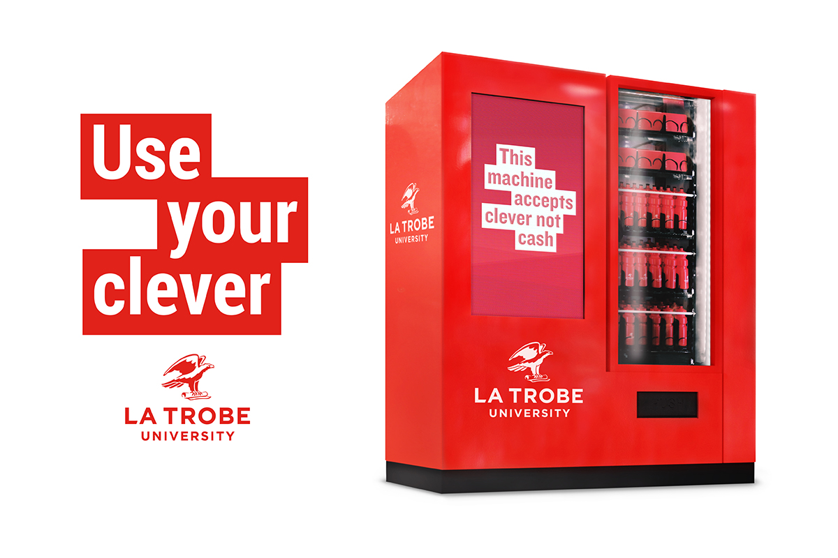 Jimtudor07's tweet image. Vending machine inspiration! A #RetroIndex reminder that the #highered world is a brilliant canvas for your creative ideas. Nice one @latrobe !
linkedin.com/pulse/26-la-tr…

#universities  #marketing