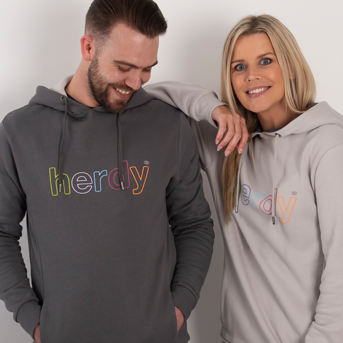New Herdy Hoodies Are Here 🥳

Super comfy and cosy to wear, now with pockets!!

herdy.co.uk/clothing/hoodi…

#Herdy #Hoodies #Hoodie #Herdwick #OrganicCotton