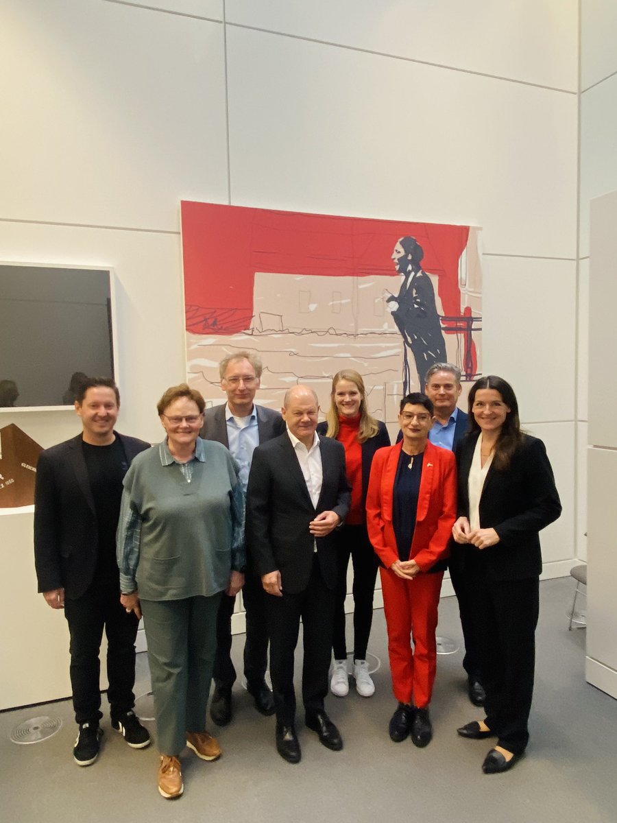 BrandenburgSPDimBundestag (@spd_lg_bb) on Twitter photo Brandenburgische ‚Kanzlerrunde‘: Die Wechselwirkungen zwischen Lage in Brandenburg + Kommunen und Lage im Bund sehen wir. Wir arbeiten täglich gemeinsam daran, dass wir lösungsorientiert vorankommen. Vielen Dank an <a href="/OlafScholz/">Olaf Scholz</a> für das ‚Zuhören‘ und ‚Mitnehmen‘ für #Brandenburg Brandenburgische ‚Kanzlerrunde‘: Die Wechselwirkungen zwischen Lage in Brandenburg + Kommunen und Lage im Bund sehen wir. Wir arbeiten täglich gemeinsam daran, dass wir lösungsorientiert vorankommen. Vielen Dank an <a href="/OlafScholz/">Olaf Scholz</a> für das ‚Zuhören‘ und ‚Mitnehmen‘ für #Brandenburg