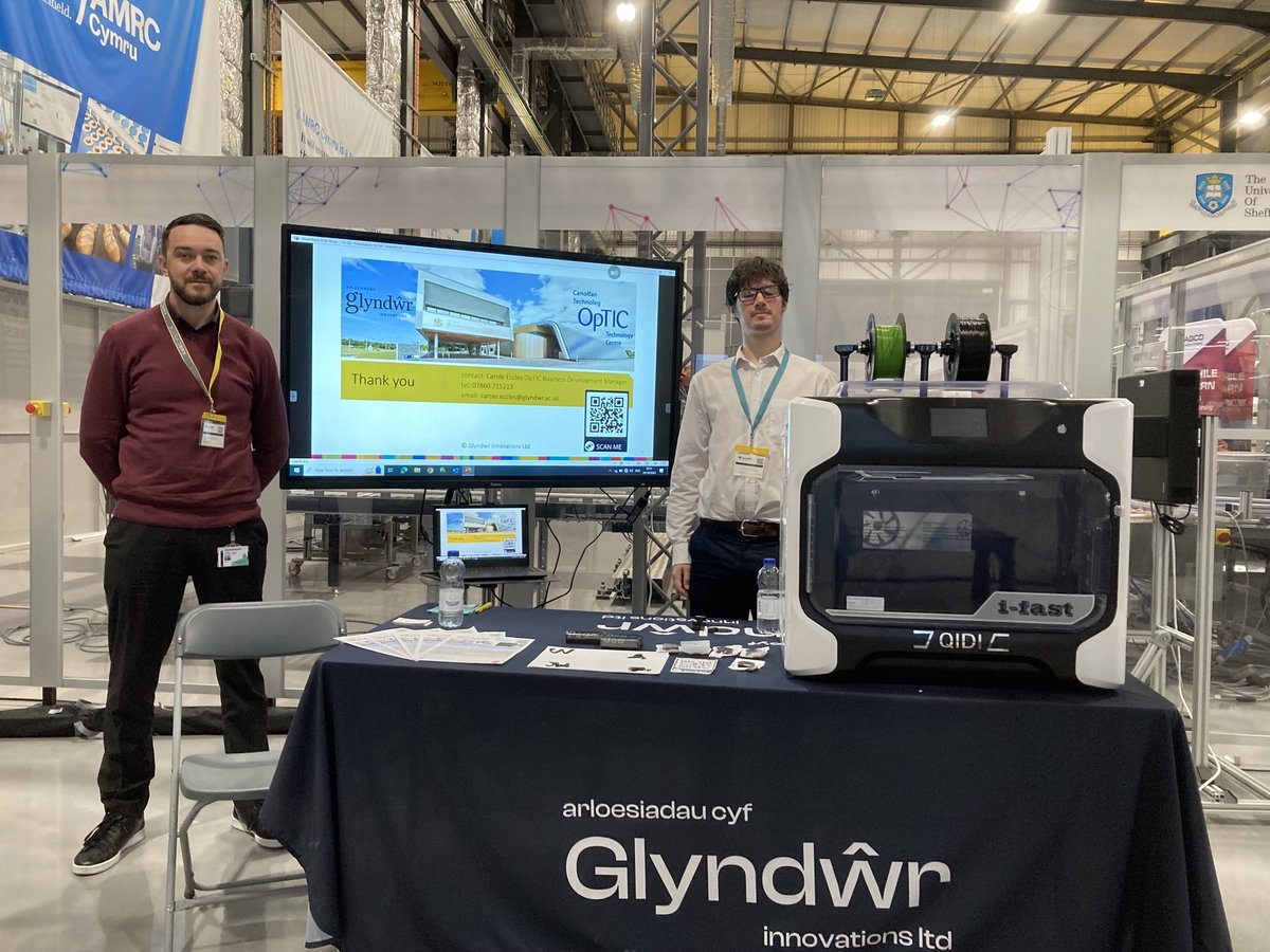 theopticcentre's tweet photo. We had a great couple of days exhibiting at the #BING23 Business Inspiring the Next Generation event at @TheAMRC Cymru last week.
Here's hoping everyone enjoyed themselves and came away from the event feeling truly inspired! 💡
#events #business #inspire #technology #innovation https://t.co/6CpQeRquaa
