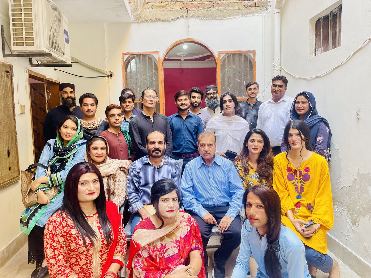 ShahzadiRai's tweet image. We had the opportunity to visit the Hyderabad the impactful work being done by the transgender community for the betterment of the entire community truly commendable. We are grateful their firsthand. #TransCommunity #Community #StrivingForProgress
