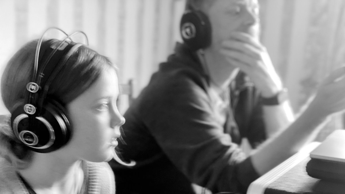 Ava and Mark sound editing #OwnGoal short film 🎶🔈🎥🎞️🎧

imdb.com/title/tt276563…