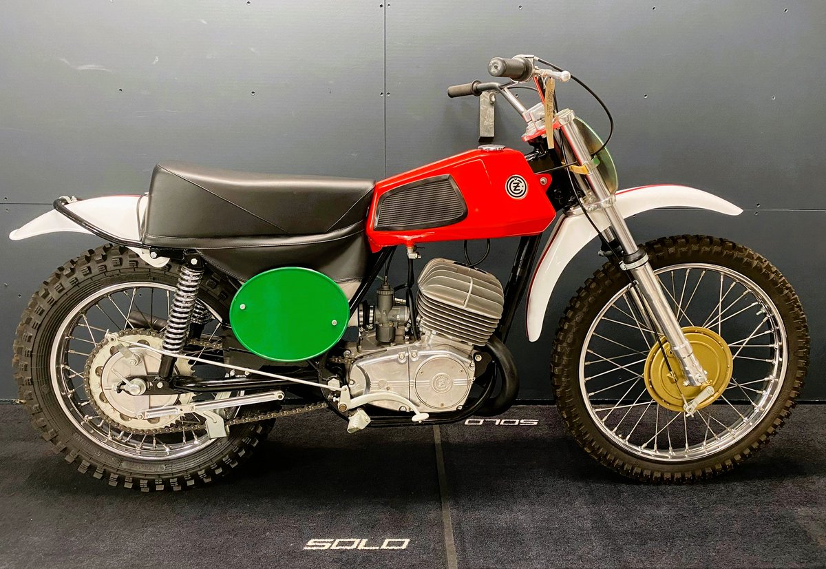 Check out CZ 250cc MOTOCROSS ebay.co.uk/itm/1759210338… #eBay via <a href="/eBay_UK/">eBay UK</a>