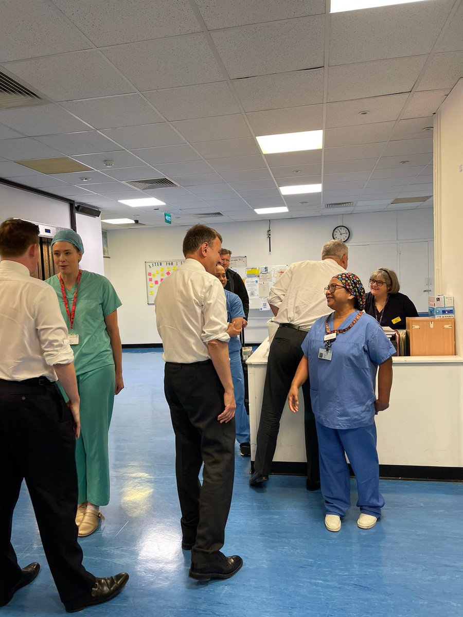 Greg Hands (@greghands) on Twitter photo Charing Cross Hospital is getting its floor-by-floor refurbishment!
Great to be here with Health Secretary <a href="/SteveBarclay/">Steve Barclay</a> this morning.
Useful to see how robots are helping achieve better surgical outcomes.
Plus new investment in endoscopy and the opening of a larger unit! Charing Cross Hospital is getting its floor-by-floor refurbishment!
Great to be here with Health Secretary <a href="/SteveBarclay/">Steve Barclay</a> this morning.
Useful to see how robots are helping achieve better surgical outcomes.
Plus new investment in endoscopy and the opening of a larger unit!