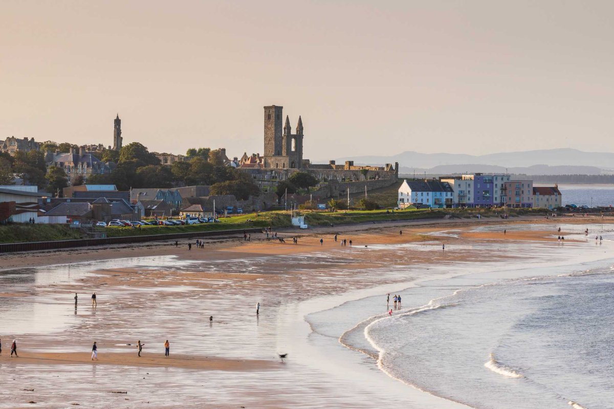 Interested in oceans, carbon, and climate? Come work with me in beautiful St Andrews @univofstandrews @EarthSciStA ! There are two 2-year postdoc positions available, and two PhD positions (1 via @IapetusDTP, 1 fully-funded). [1/6]