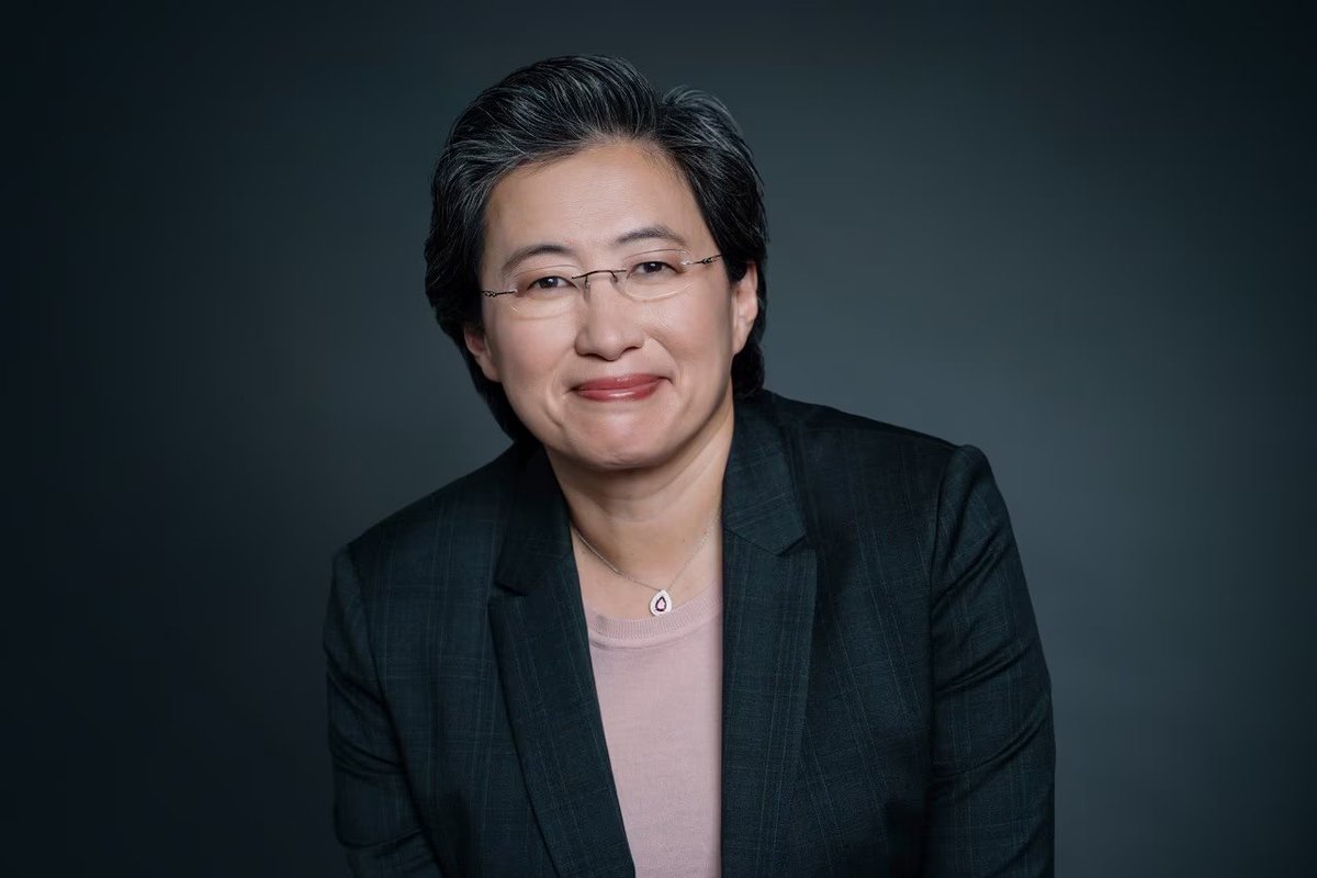 GatEconomista's tweet image. 🌍 Lisa Su, CEO d&apos;Advanced Micro Devices (AMD), ha estat part d&apos;avanços tecnològics en l&apos;eficiència energètica i la computació verda a través de la innovació en xips i processadors. #CompOrg23 #EficiènciaEnergètica #InnovacióTecnològica